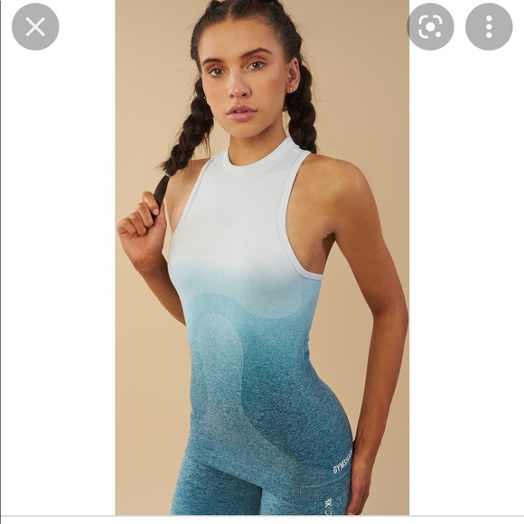 Gymshark Ombré Tank - Picture 2 of 4